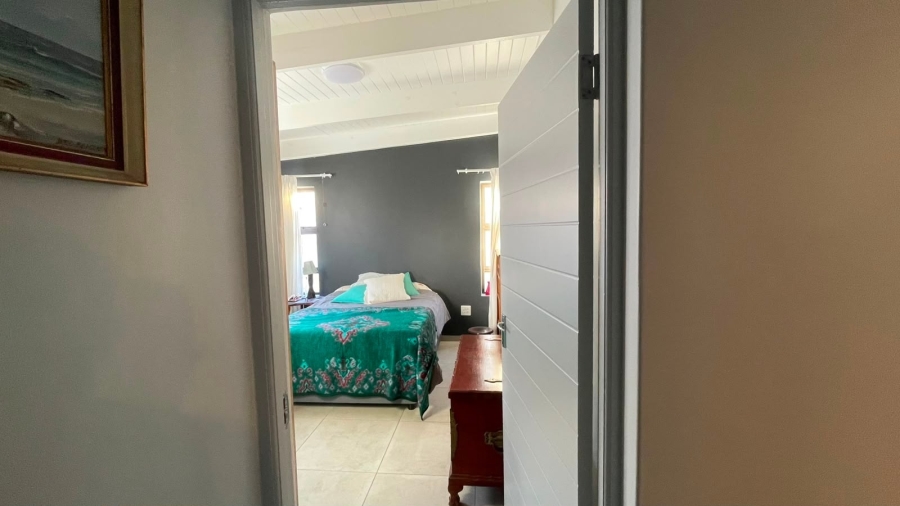 2 Bedroom Property for Sale in Bluewater Bay Western Cape